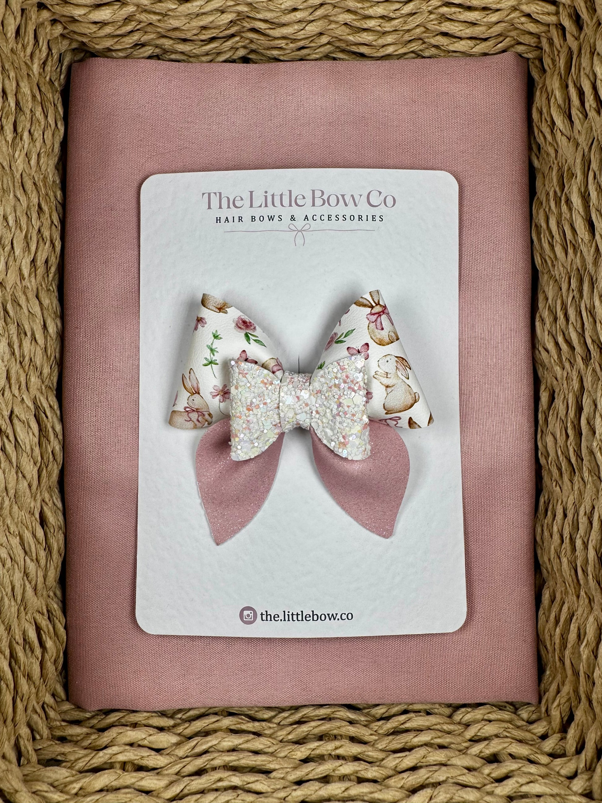Bunny Pinch Bow