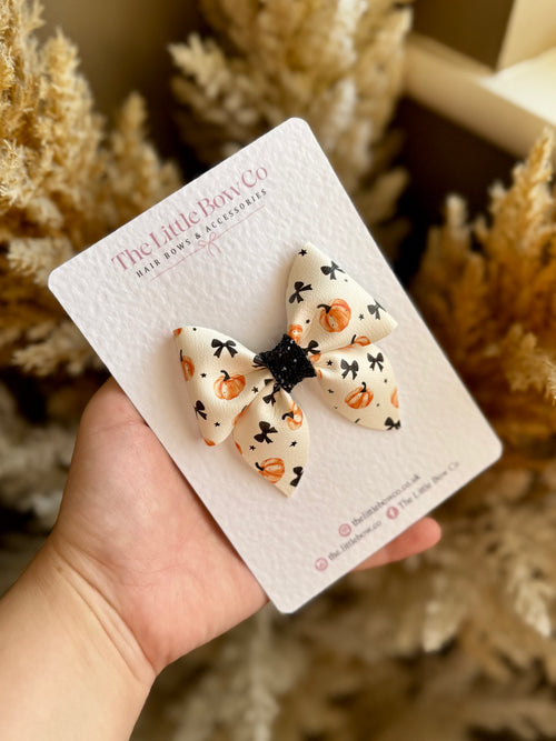 Bow & Pumpkin Pinch Bow