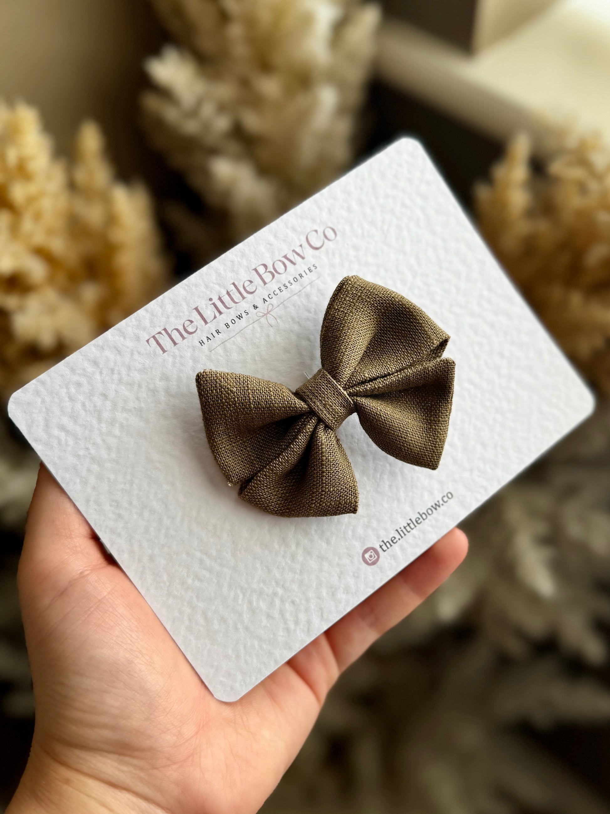 Linen Pinwheel Bow